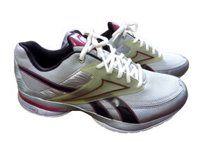 Reebok Play Dry Easy Tone Smooth Fit Walking Athletic Sneakers EUC 8.5 Gray NICE